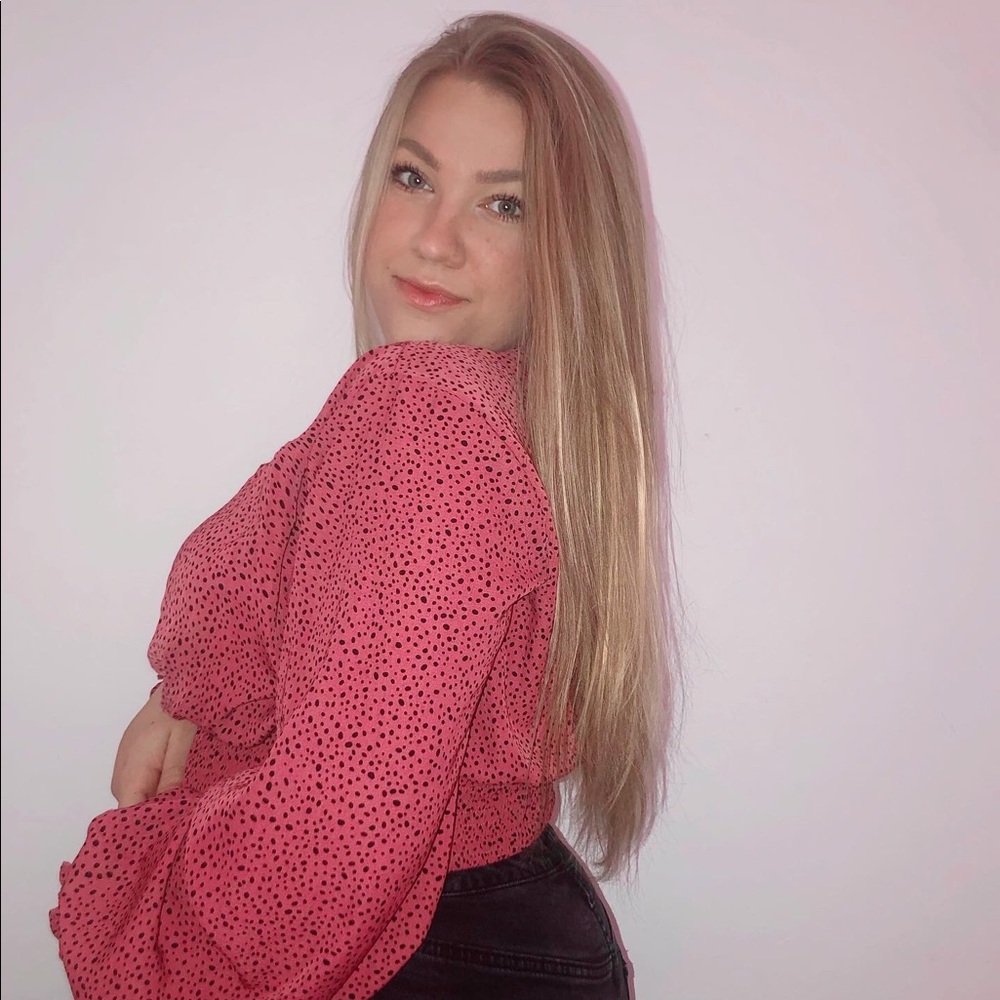 Meet your Posher, Anna